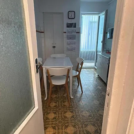 2 2 Bedrooms 4 Persoane Daire *