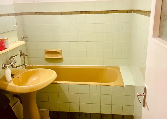 2 2 Bedrooms 4 Persoane *